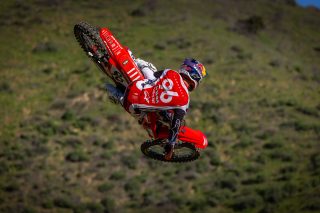 26 Hunter Lawrence_action 114