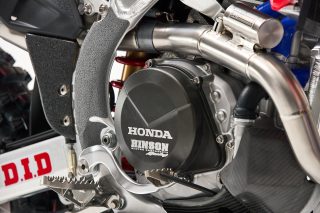 25 Honda HRC Progressive_CRF detail static 7