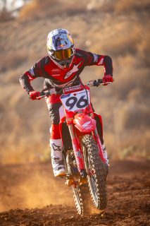 25 Honda HRC Progressive_Hunter Lawrence_action 51