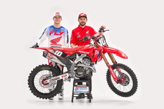 25 Honda HRC Progressive_Chance Hymas CRF250RWE static 1