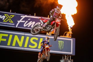 Jo Shimoda New Deal 1