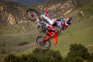 26 Hunter Lawrence_action 7