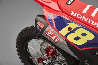 26 Jett Lawrence CRF450RWE_details 29