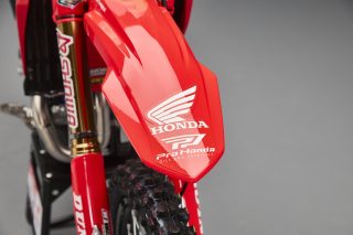 26 Jett Lawrence CRF450RWE_details 50