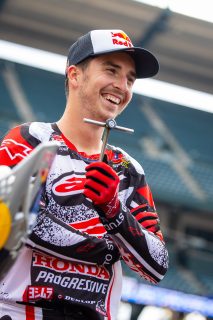 2026_ANAHEIM_TWO_SX_ALIGN_MEDIA_AL6_6957