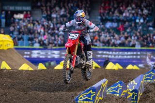 2026_ANAHEIM_TWO_SX_ALIGN_MEDIA_AL6282086