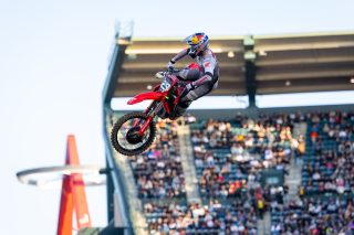 2026_ANAHEIM_TWO_SX_ALIGN_MEDIA_AL6282148