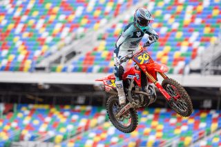 2026_DAYTONA_SX_ALIGN_MEDIA_AL6420370